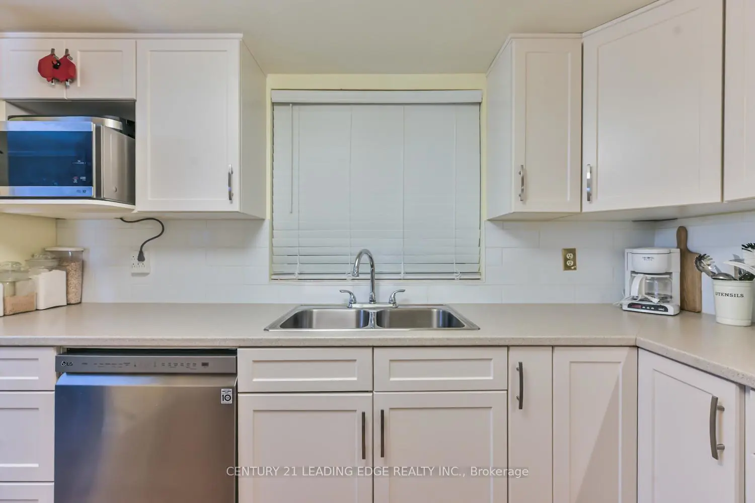 Additional image 13 of 100 Anna Russell Way Ph13