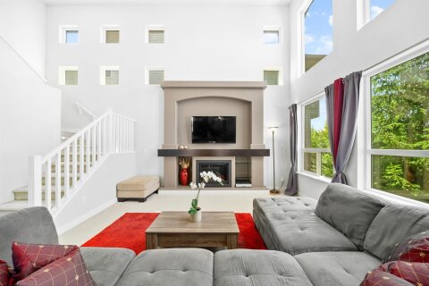 Additional image 9 of 7037 178 Street, Surrey, BC, V3S 8S2