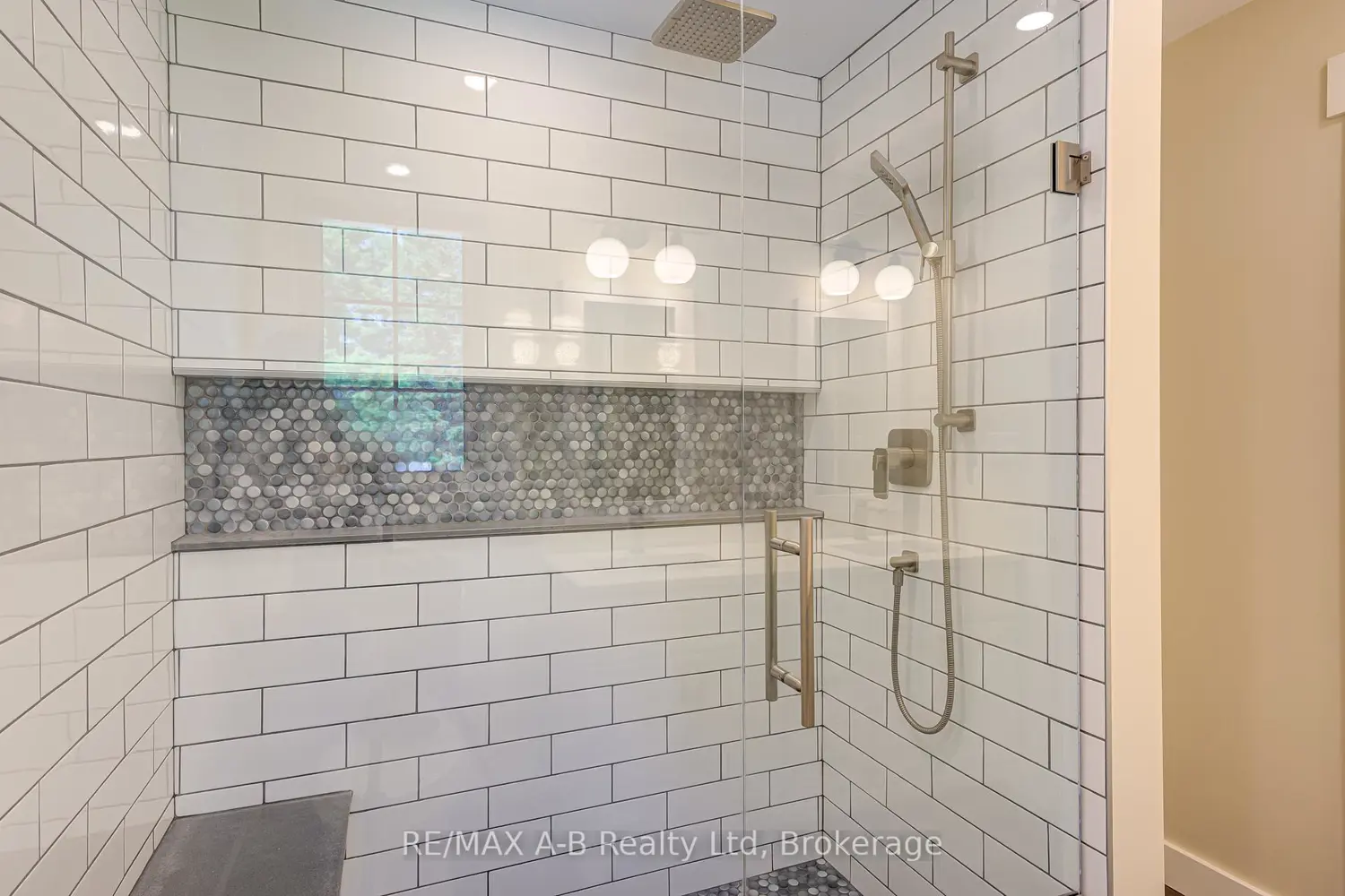 Additional image 7 of 256 Boyce Street