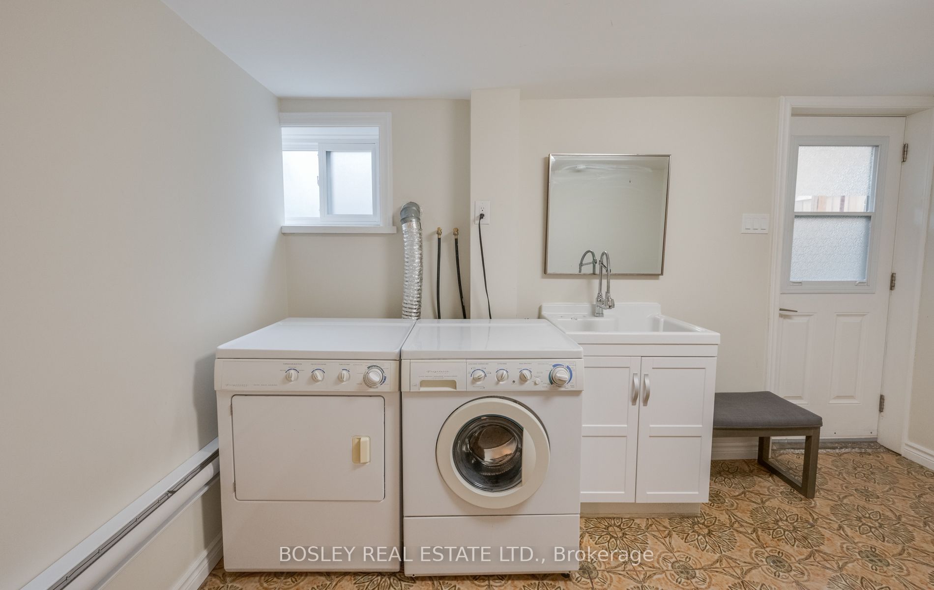 Additional image 6 of Basement-45 Rusholme Pk Crescent, Toronto, ON, M6J 2E1