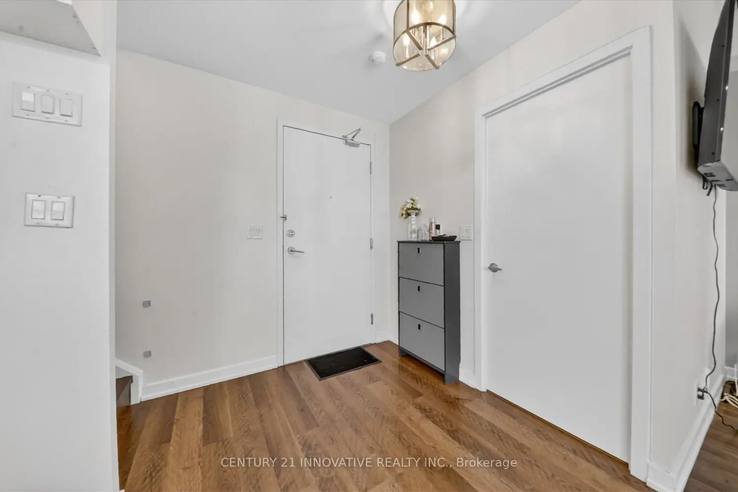 Additional image 8 of 36 Lee Centre Drive Th307