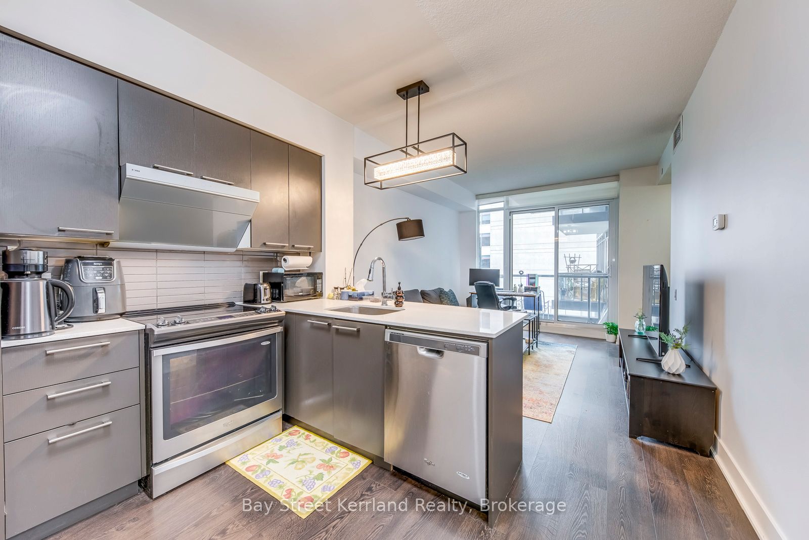 Additional image 4 of 407-30 Roehampton Avenue, Toronto, ON, M4P 0B9