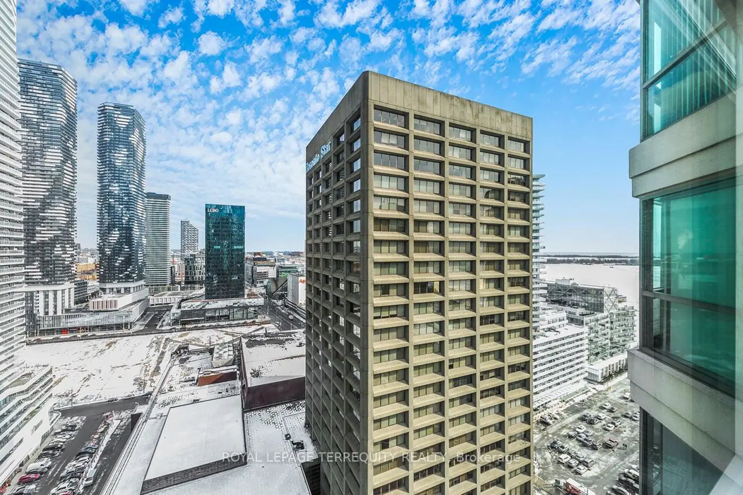 Additional image 20 of 10 Yonge Street 2609