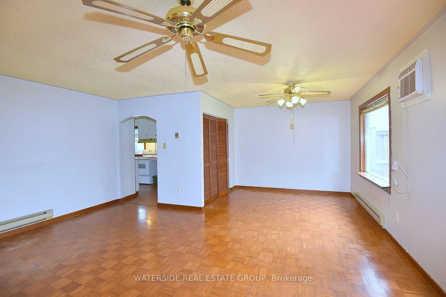 Additional image 9 of 548 Upper Wentworth Street