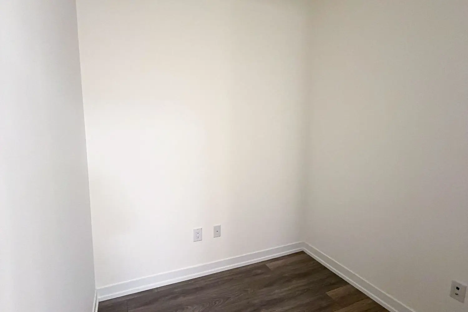 Additional image 11 of 2520 Eglinton Avenue 1702
