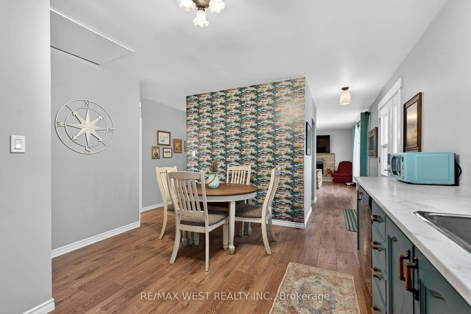 Additional image 12 of 5571 Perth Road Crescent