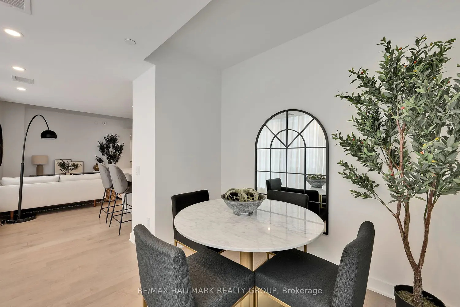 Additional image 9 of 340 Queen Street 906