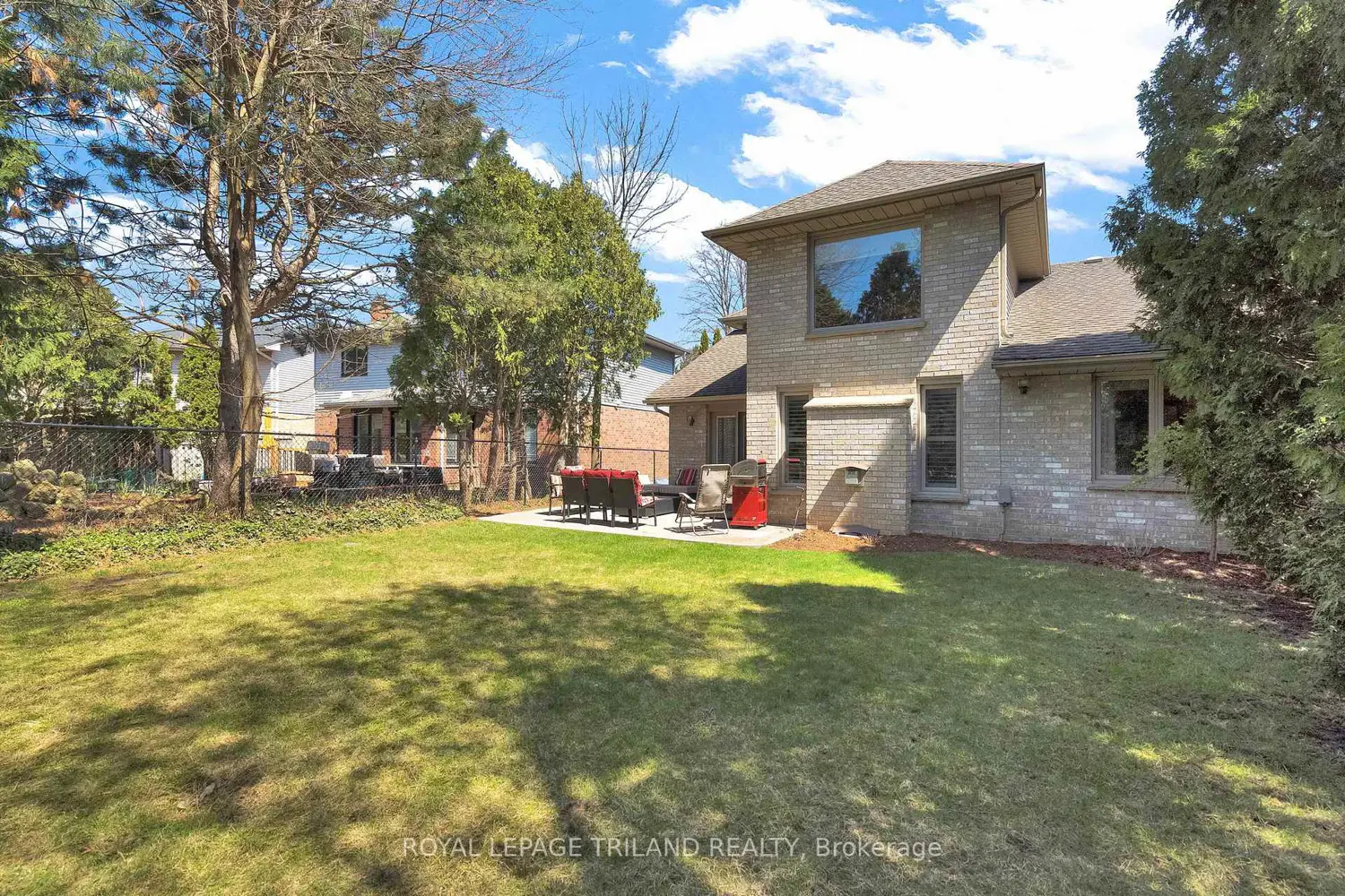 Additional image 18 of 299 Ambleside Drive