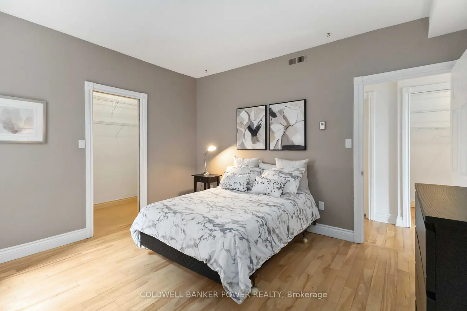 Additional image 13 of 460 Wellington Street 308