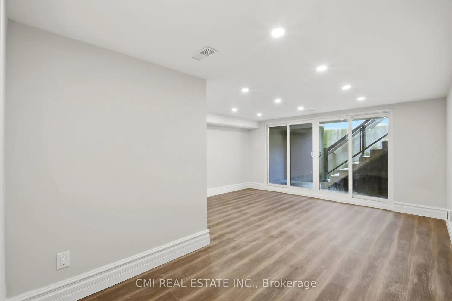 Additional image 16 of 120 Northland Avenue