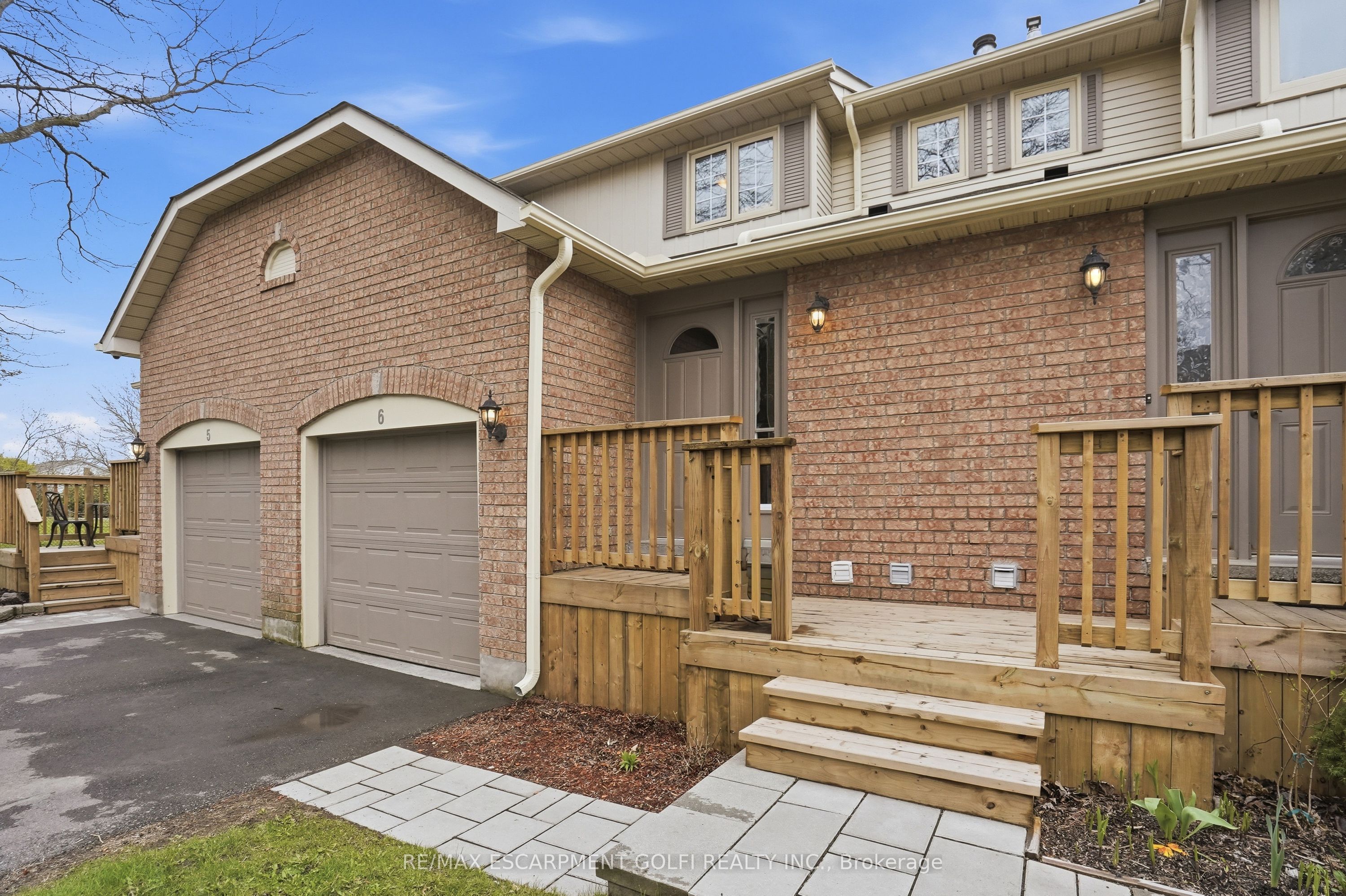 6-79 Braeheid Avenue, Hamilton, ON, L8B 0C6