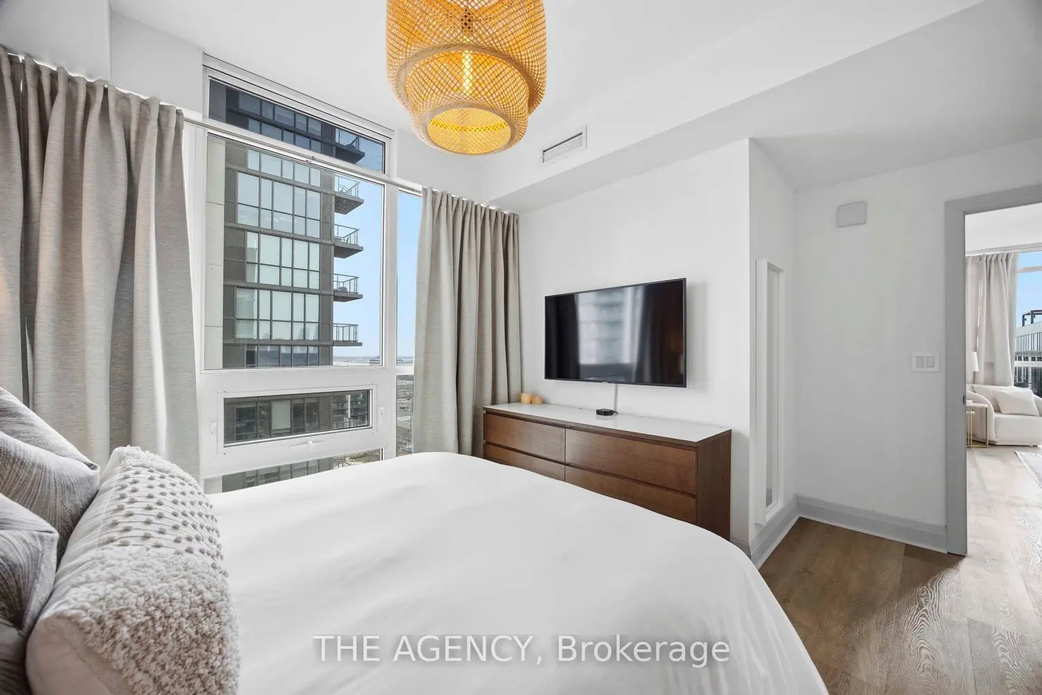 Additional image 17 of 1185 The Queensway 1104
