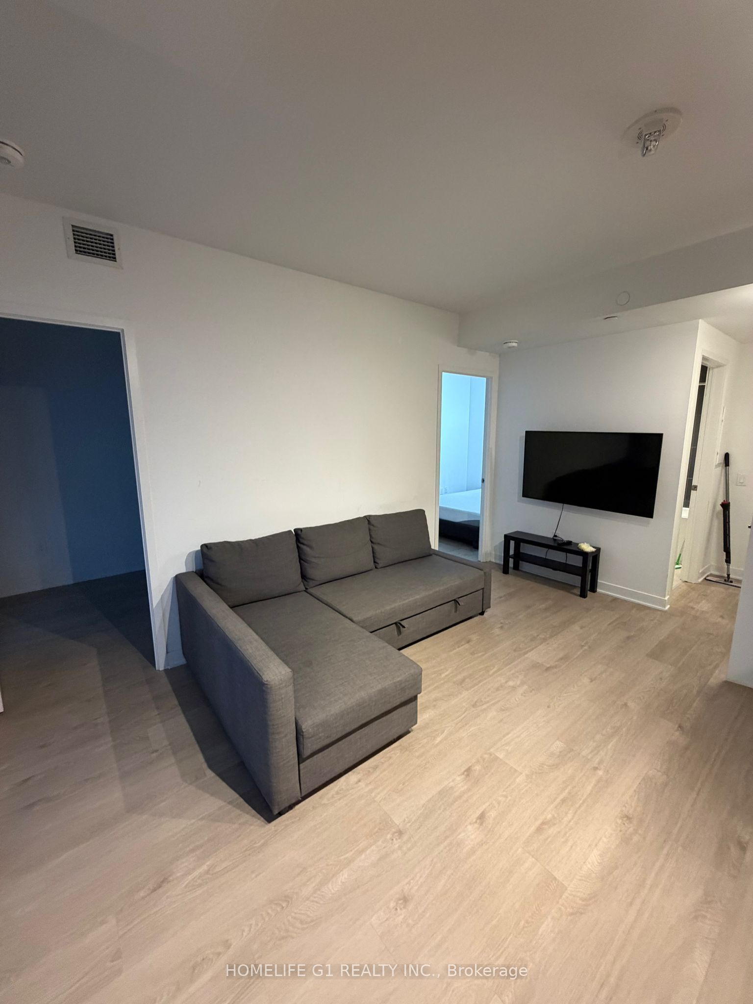 Additional image 2 of 1309-3900 Confederation Parkway, Mississauga, ON, L5B 4M6