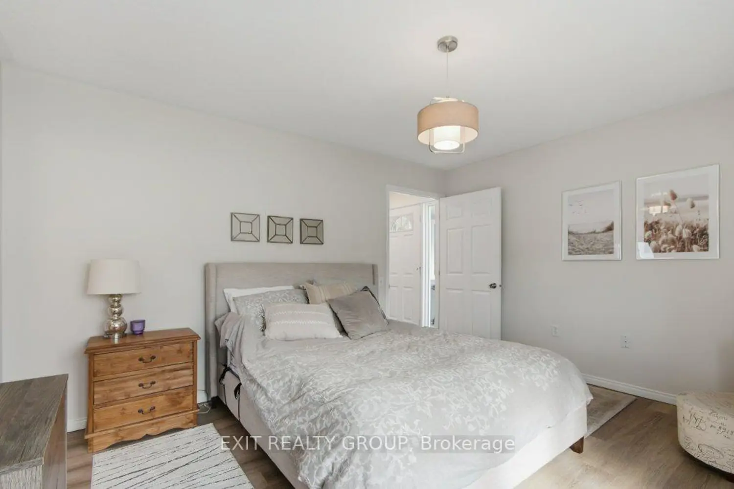 Additional image 9 of 73 Sand Banks Court