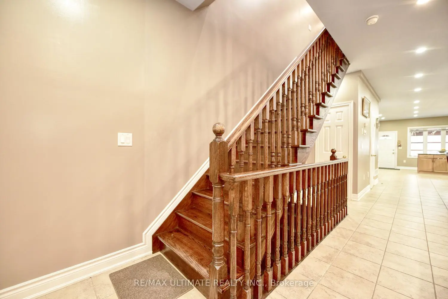 Additional image 12 of 227 Earlscourt Avenue