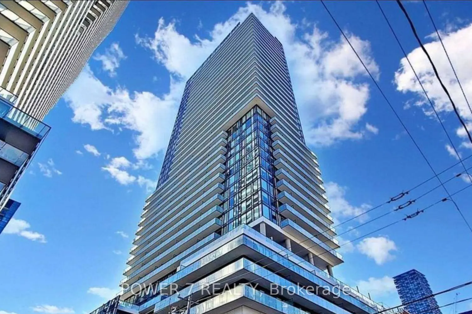 161 Roehampton Avenue 911