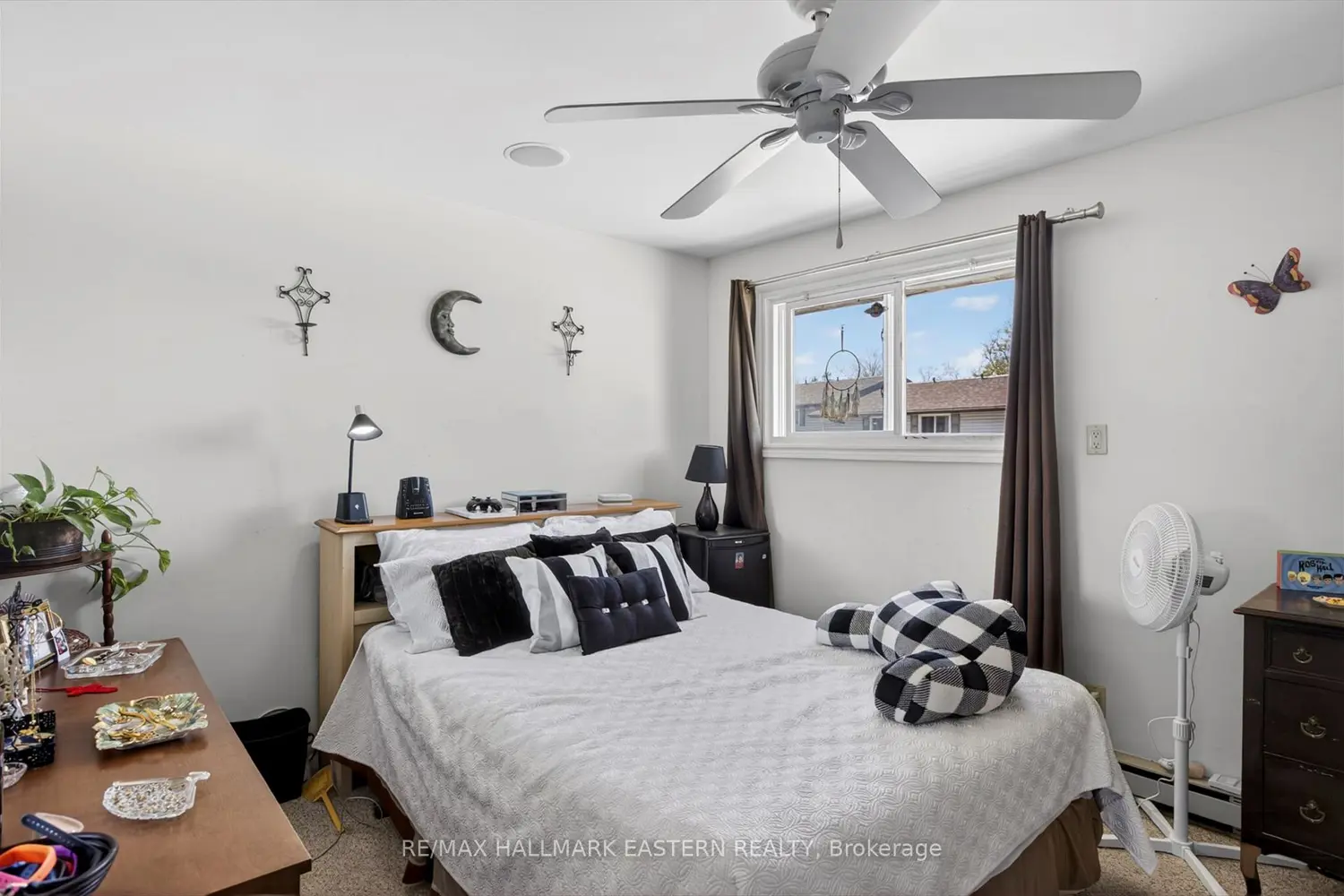 Additional image 8 of 996 Sydenham Road #33