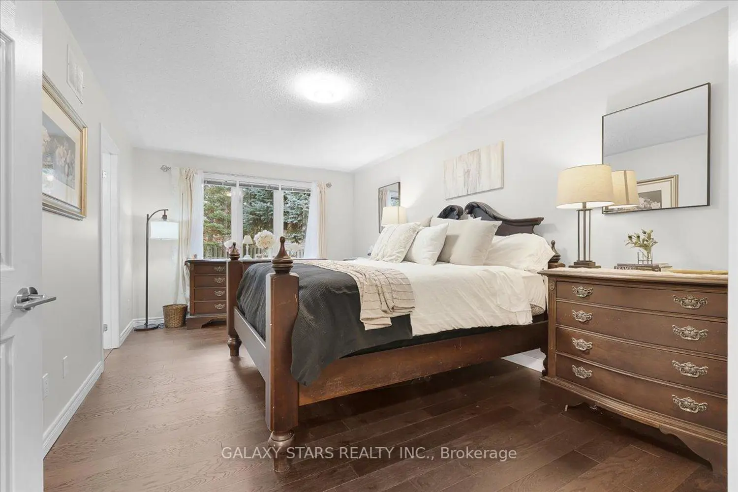 Additional image 7 of 888 Oberland Drive