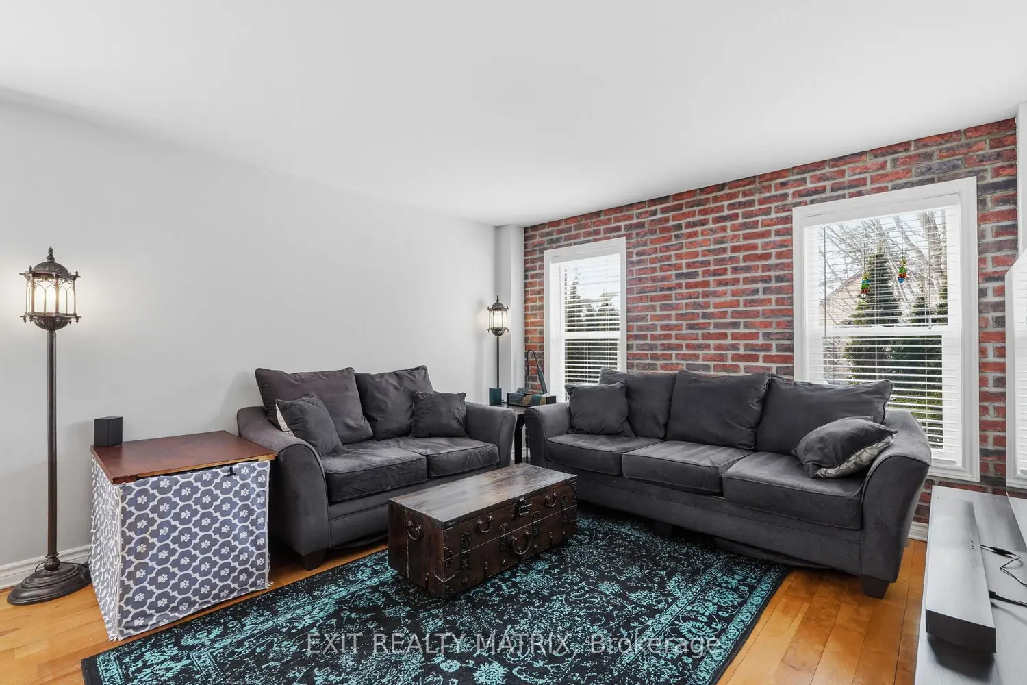 388 Quartz Avenue photo 5