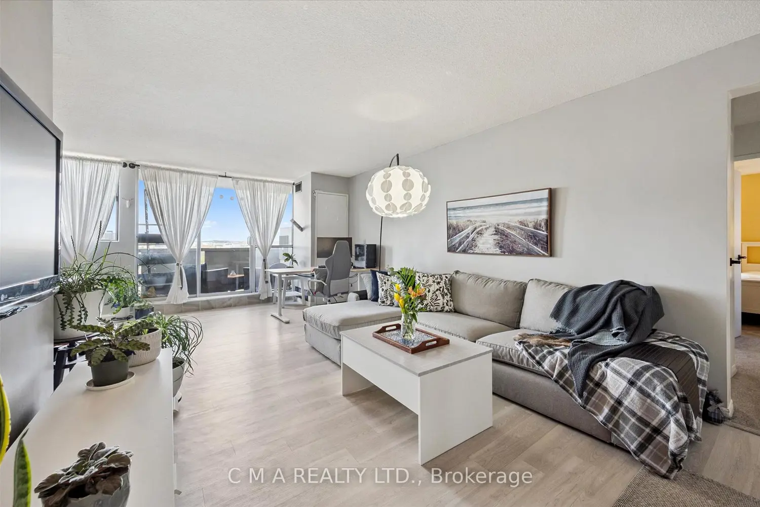 Additional image 7 of 375 King Street 1406
