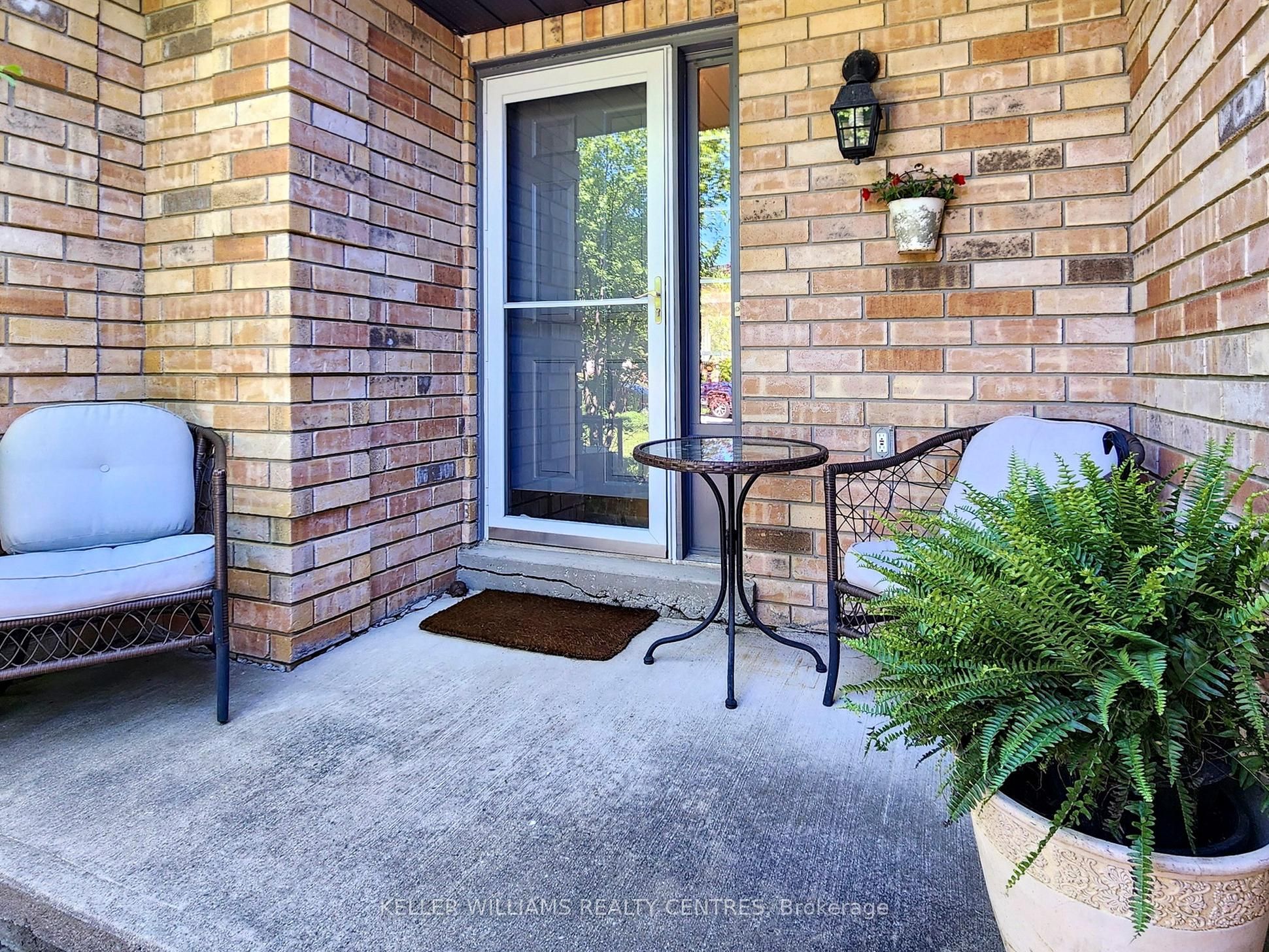 Additional image 2 of 14 Gables Way, Barrie, ON, L4N 8M3
