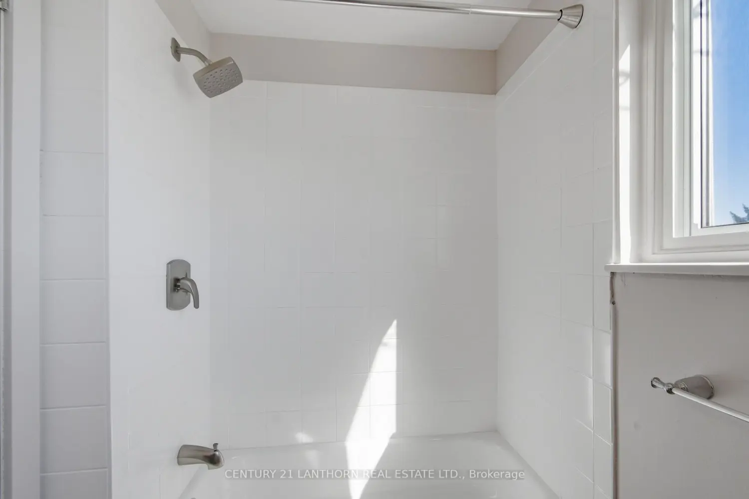 Additional image 10 of 48 Wallbridge Crescent