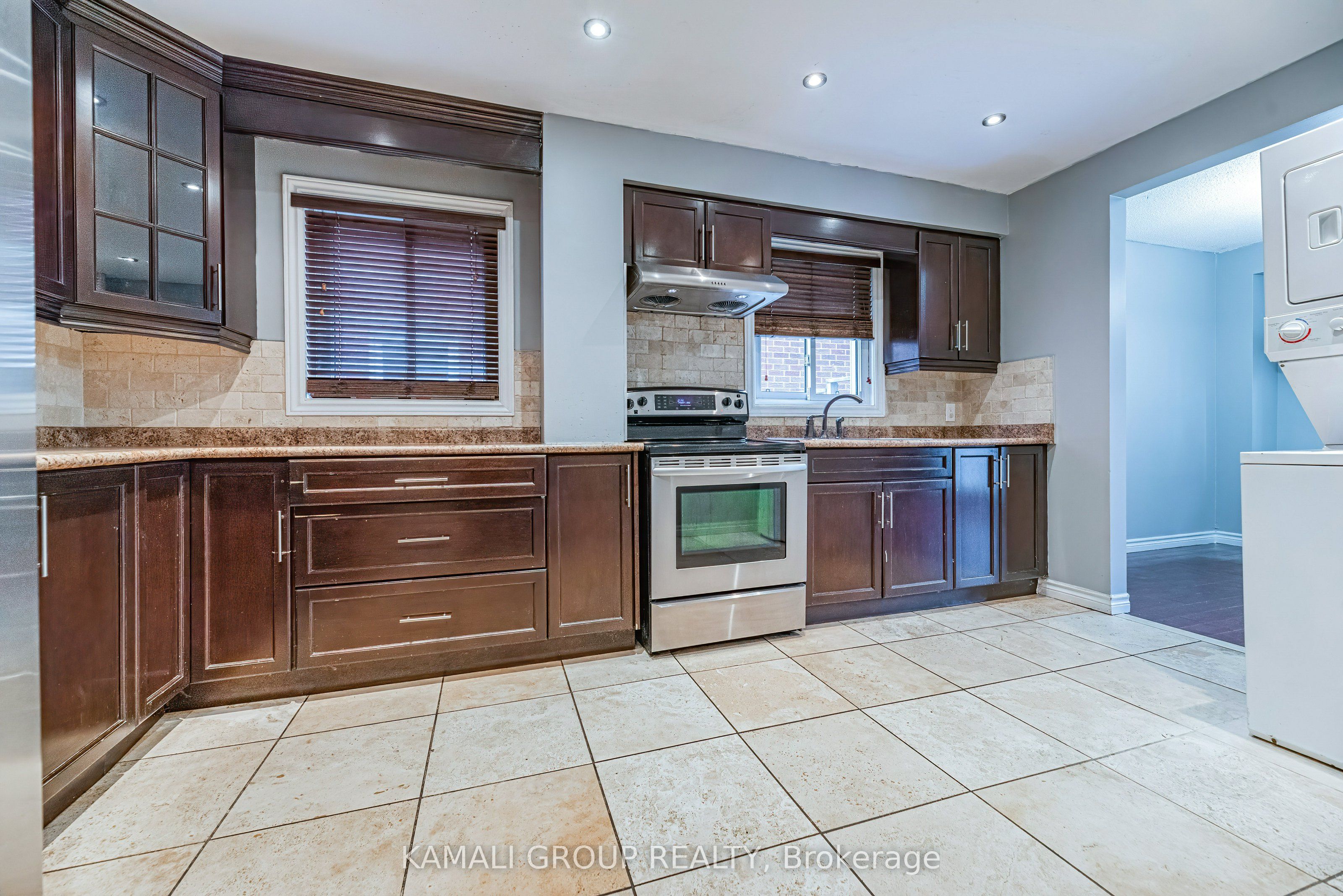 Additional image 6 of MAIN-77 Ecclestone Drive, Brampton, ON, L6X 3M8
