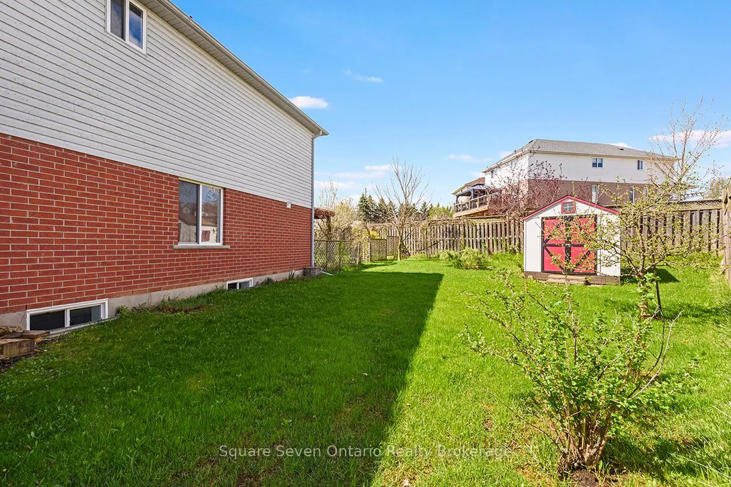 Additional image 19 of 635 Commonwealth Crescent