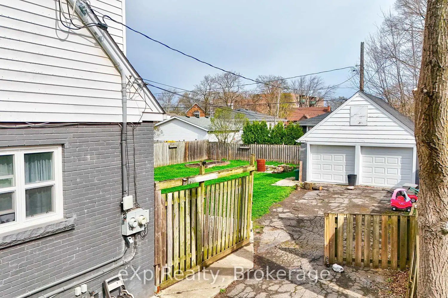 Additional image 18 of 78 Price Avenue