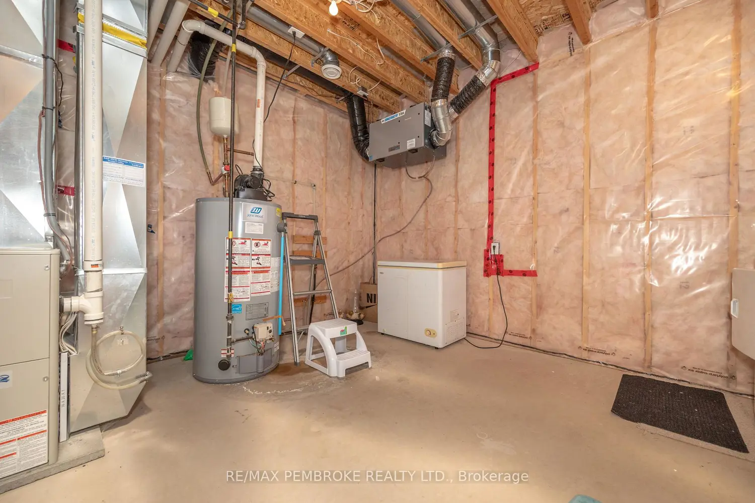 Additional image 9 of 547 Gardner Crescent