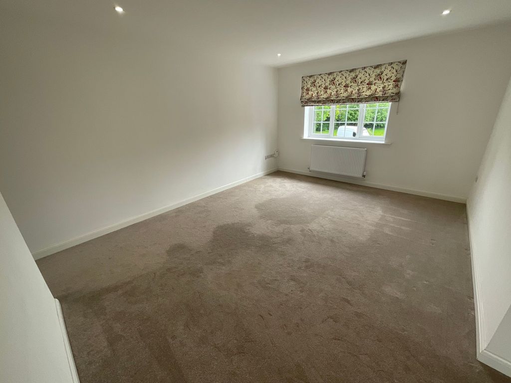 Additional image 8 of 2 bed flat to rentCongleton Road, Sandbach CW11
