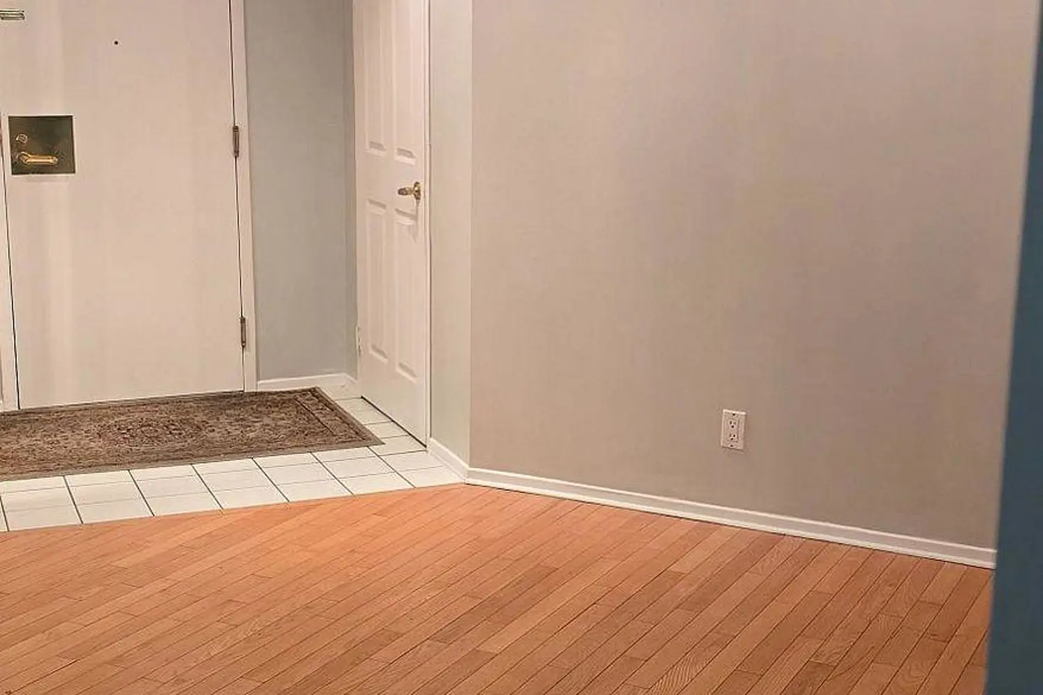 Additional image 7 of 3231 Eglinton Avenue 106