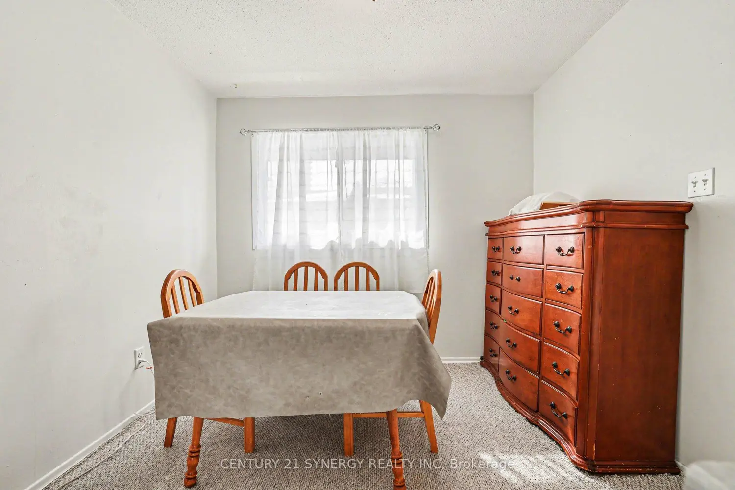 1239 Bowmount Street 73 photo 5