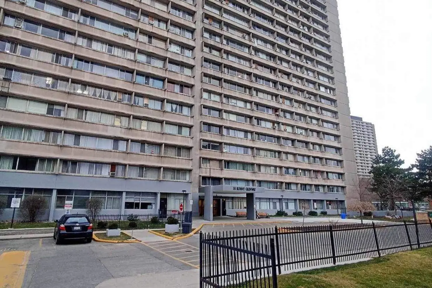 10 Sunny Glenway 1406