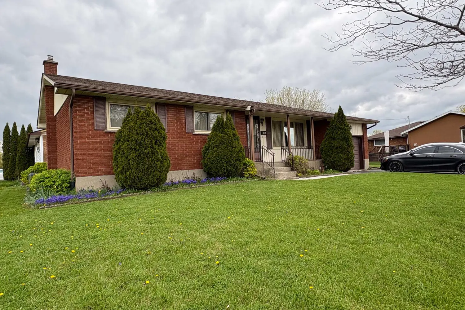 69 Strathmore Crescent