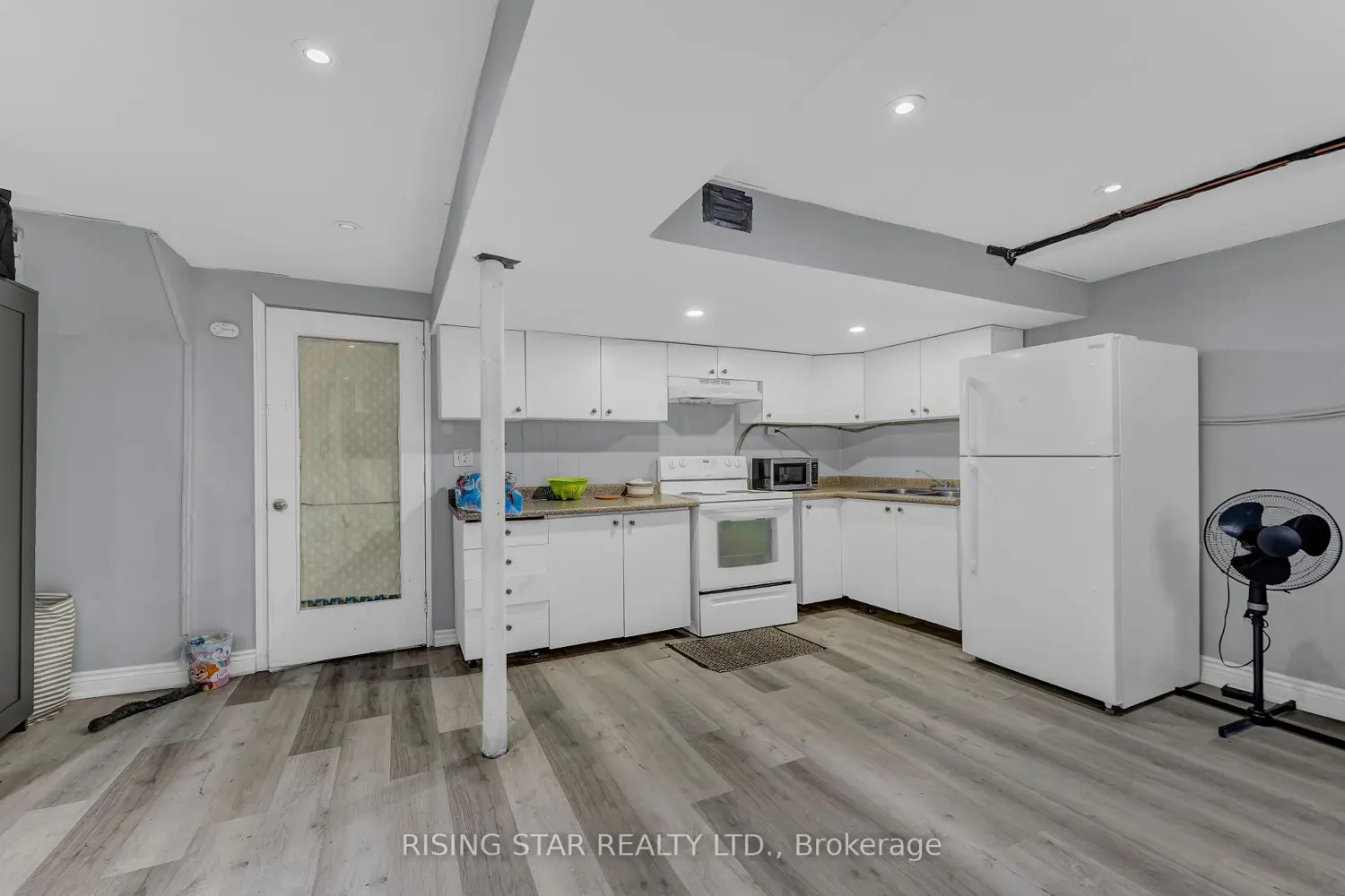 Additional image 4 of 7440 Goreway Drive 2