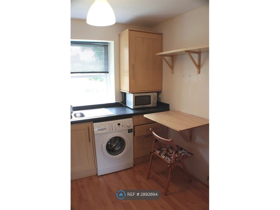 Additional image 10 of 2 bed flat to rentSchool Brae, Bo'ness EH51