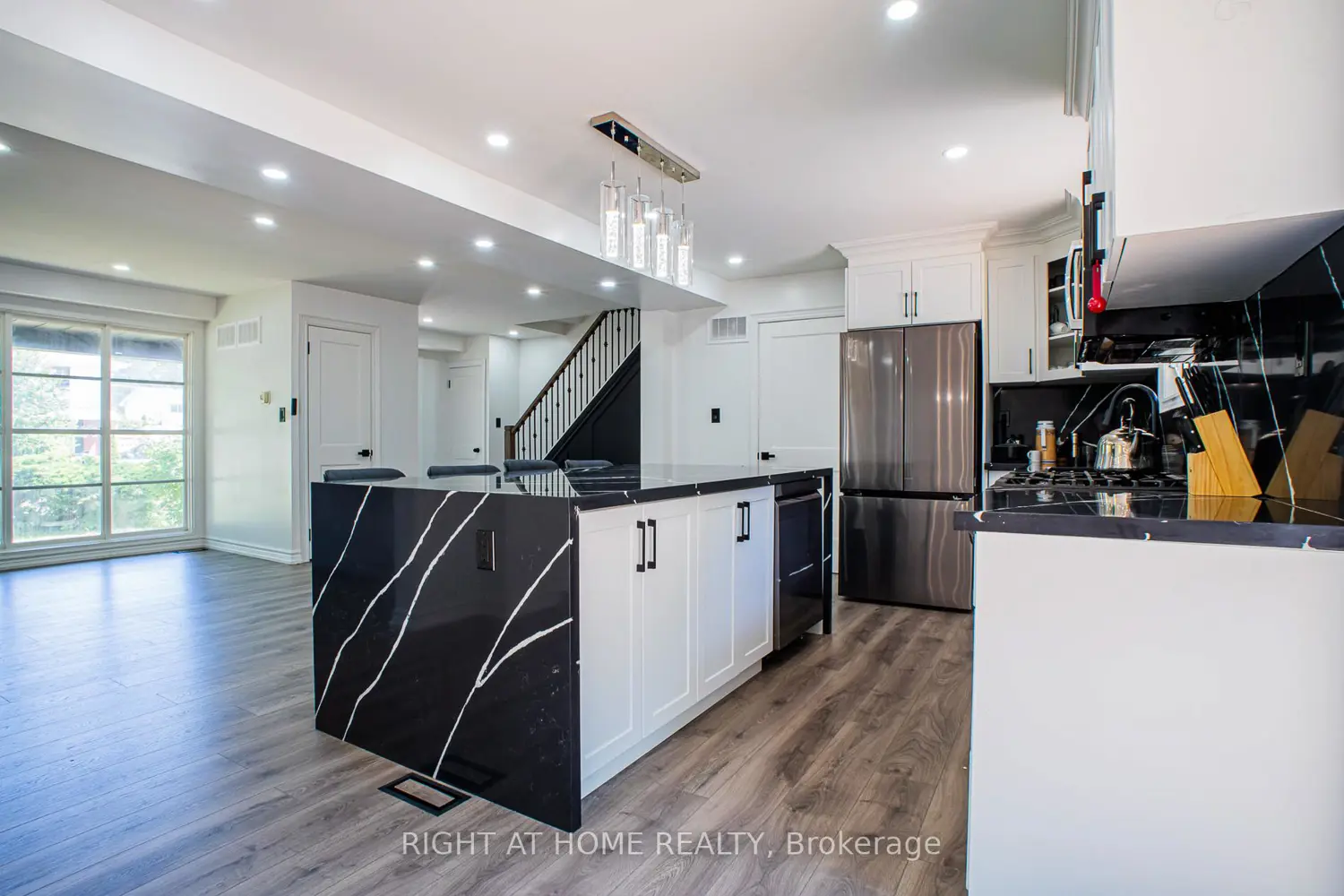 Additional image 9 of 77 Elford Crescent