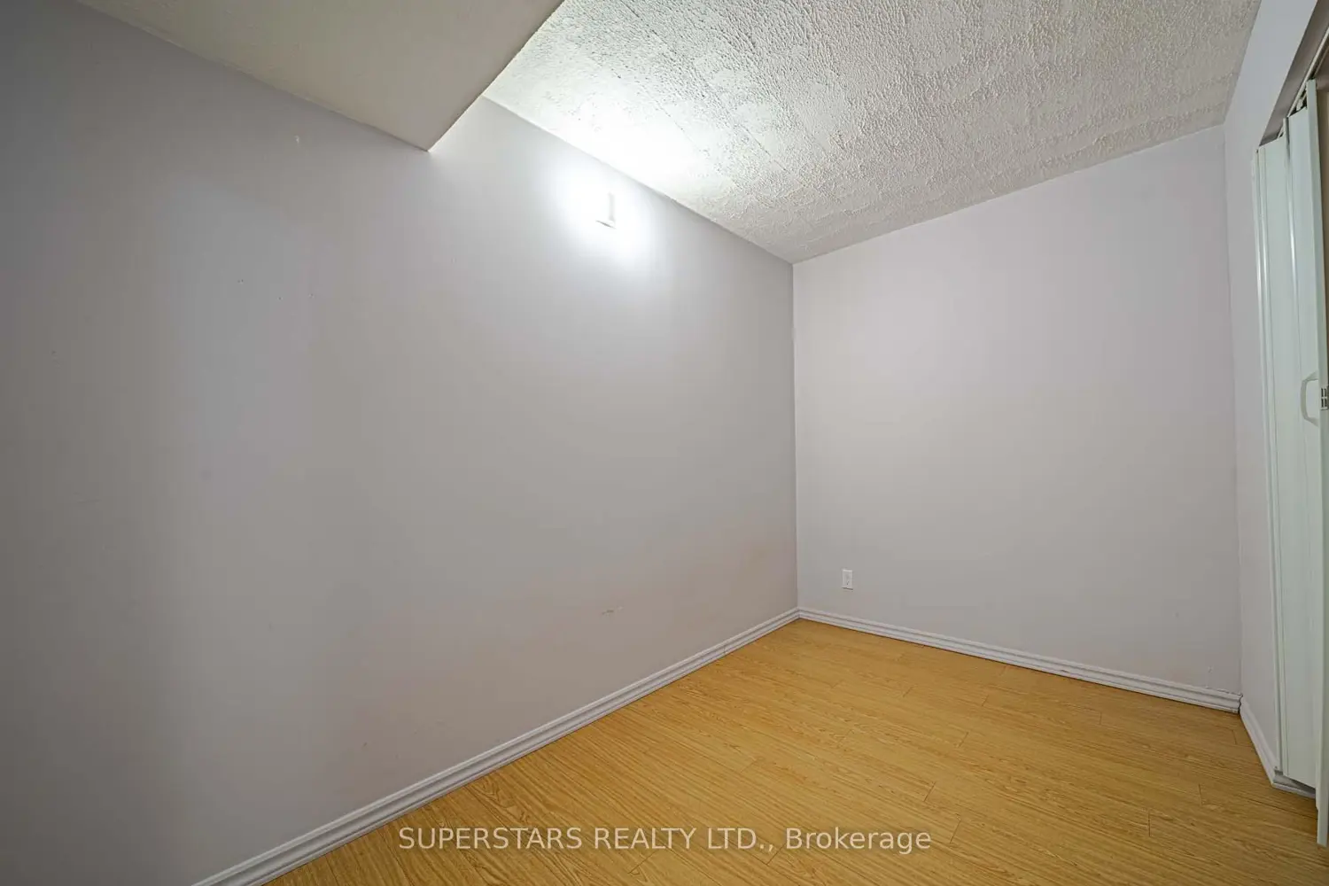 Additional image 5 of 135 Appleby Crescent