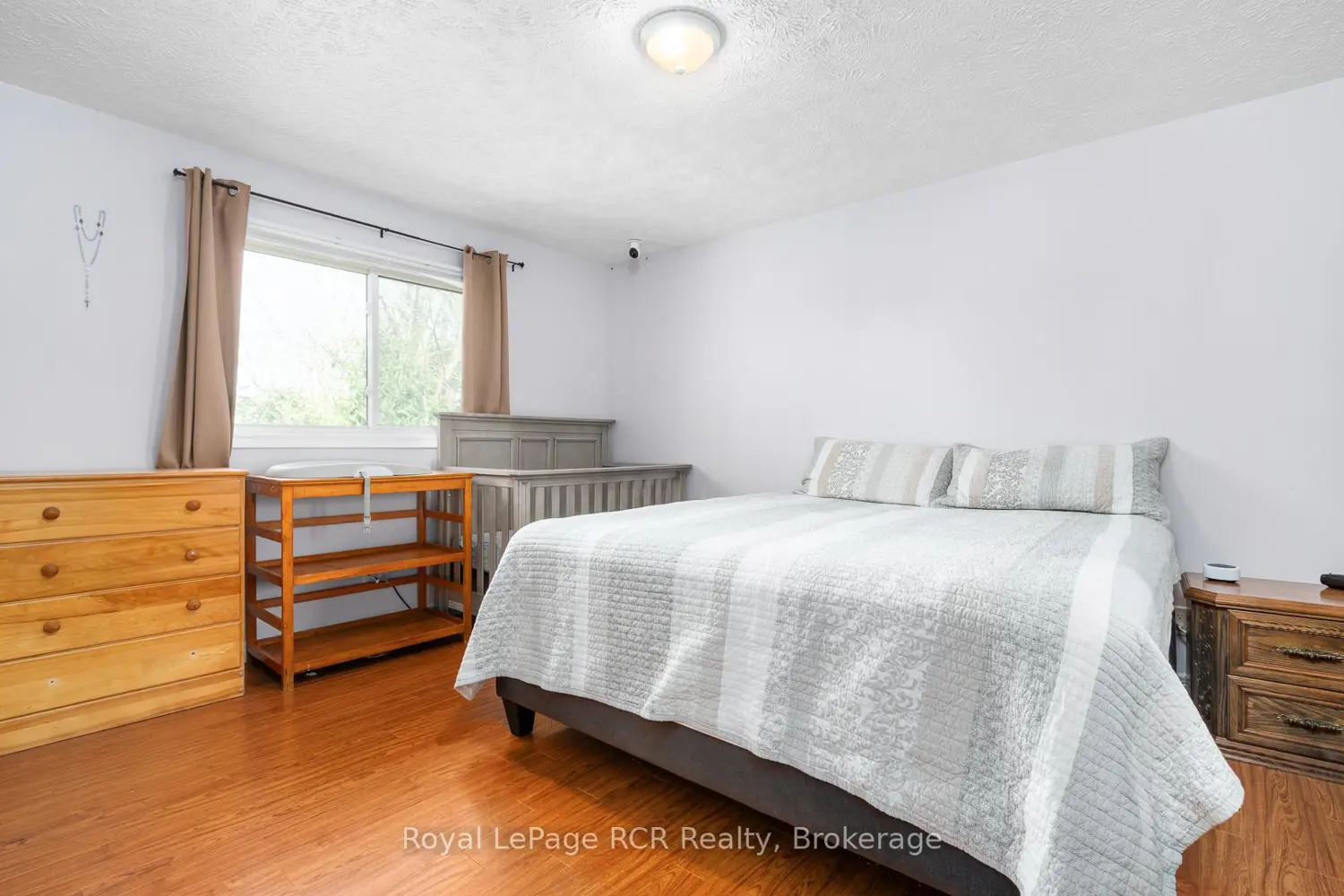 Additional image 7 of 246 16Th Avenue Crescent
