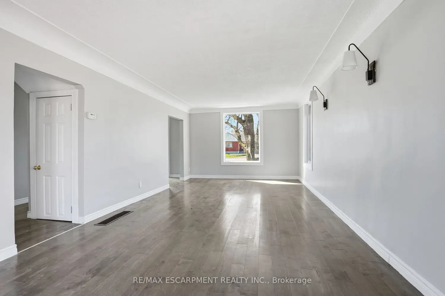 Additional image 5 of 687 Upper James Street