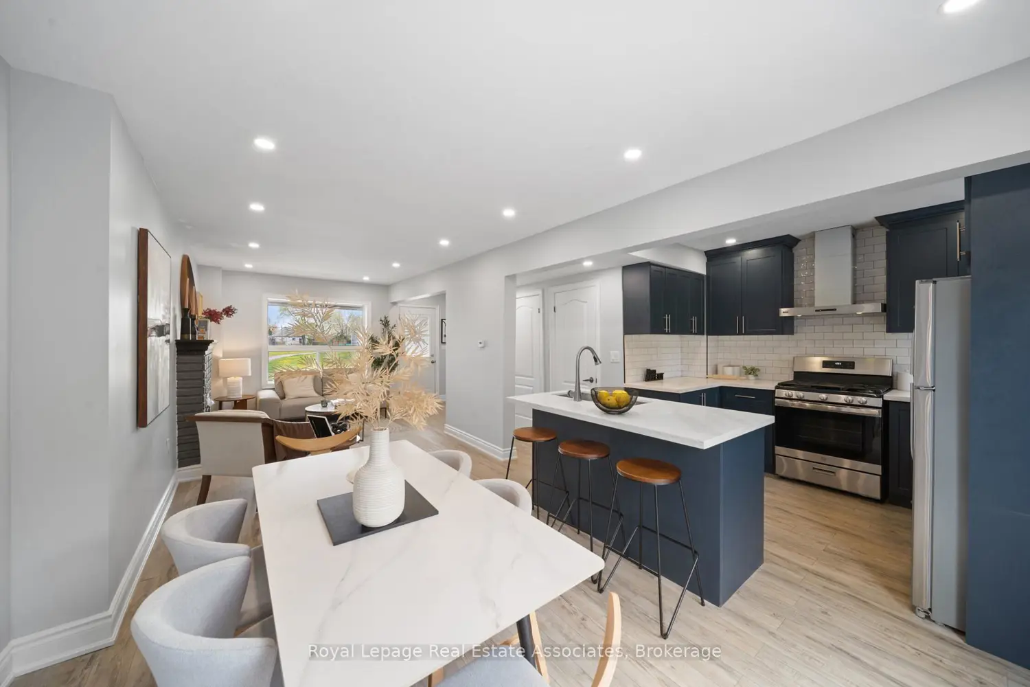 Additional image 3 of 305 Weir Street