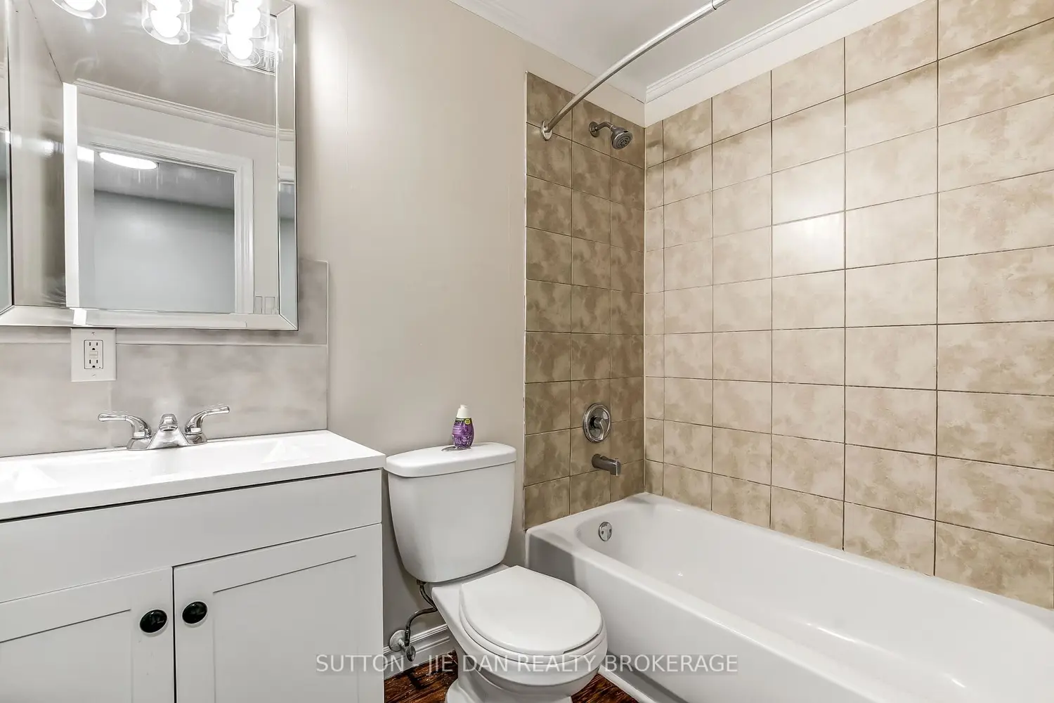 Additional image 8 of 1919 Trafalgar Street 3