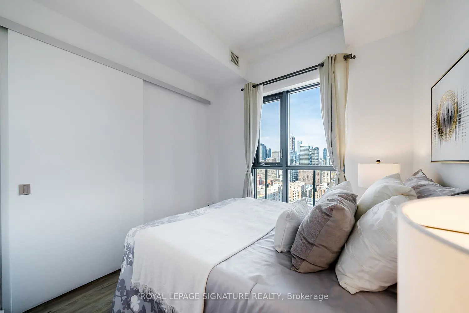 Additional image 8 of 159 Dundas Street 2707