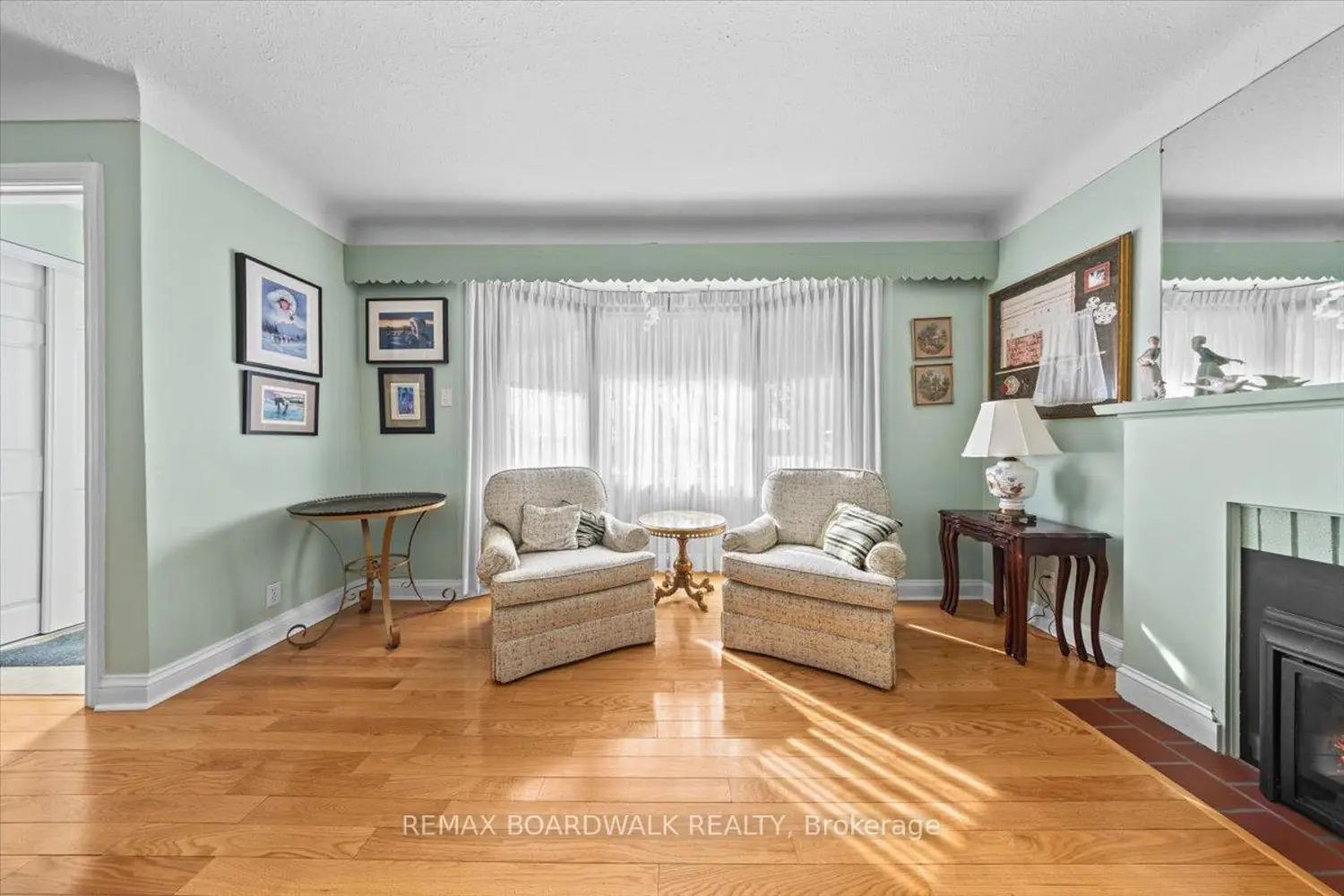 Additional image 3 of 961 Kingsmere Avenue