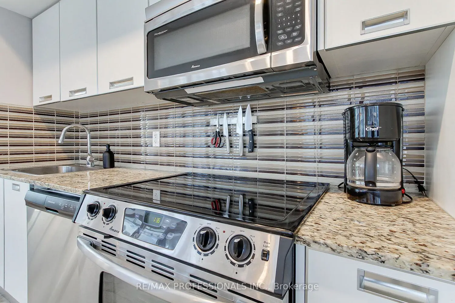 Additional image 9 of 33 Charles Street 710