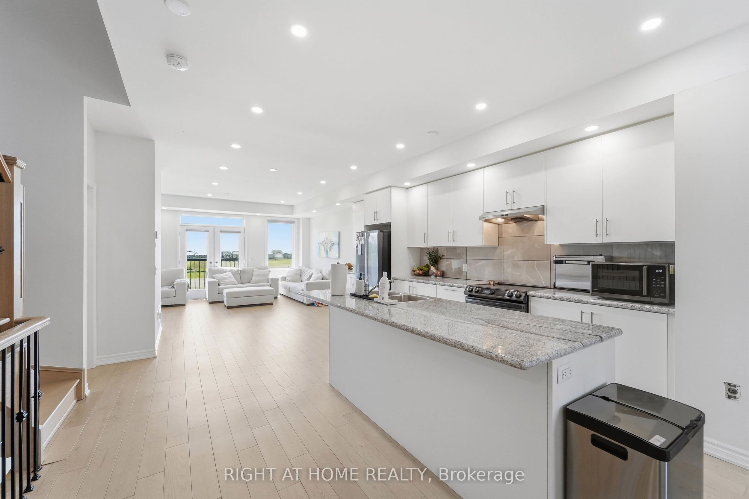 Additional image 5 of 75 Puisaya Drive, Richmond Hill, ON, L4E 1L2