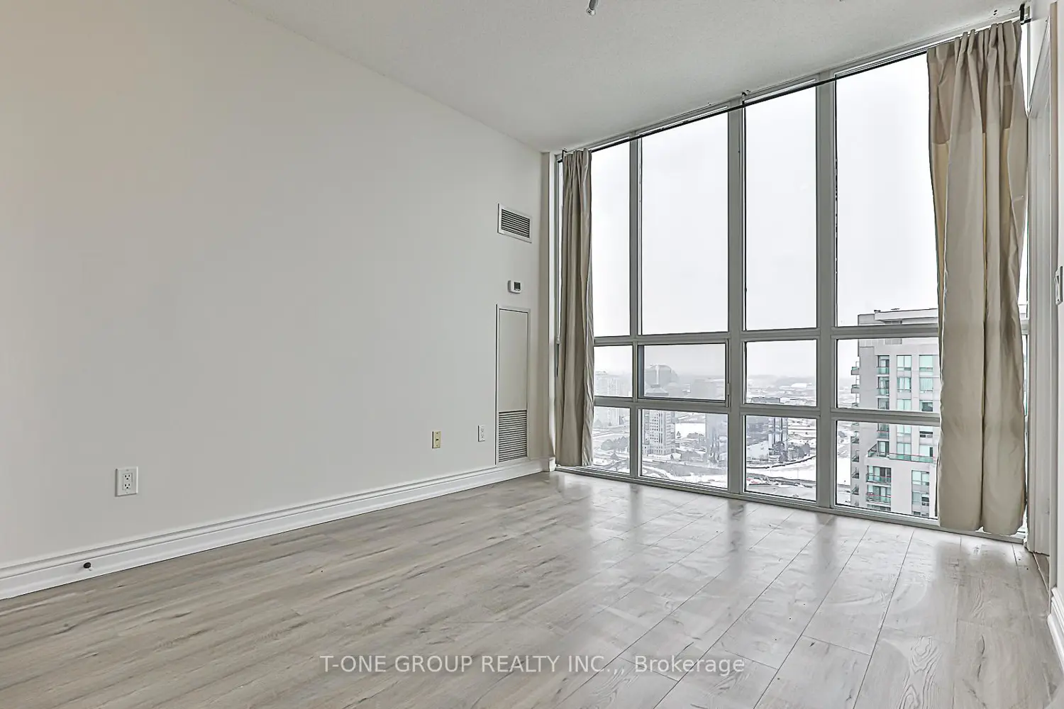 Additional image 7 of 50 Brian Harrison Way Ph5-3803