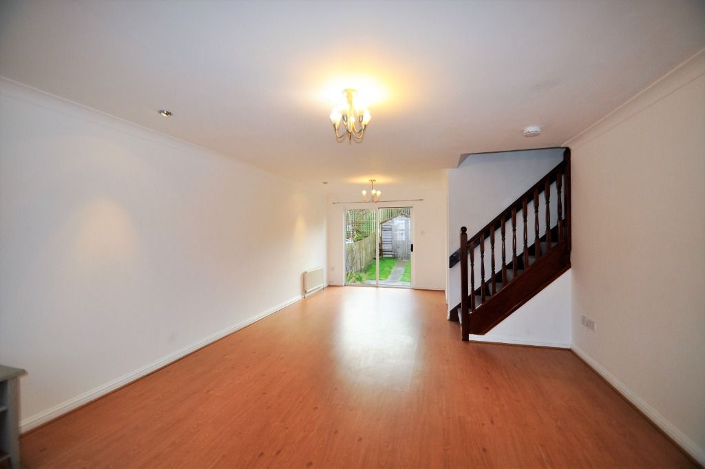 Additional image 3 of 3 bed semi-detached house to rentFernieside Place, Gilmerton, Edinburgh EH17