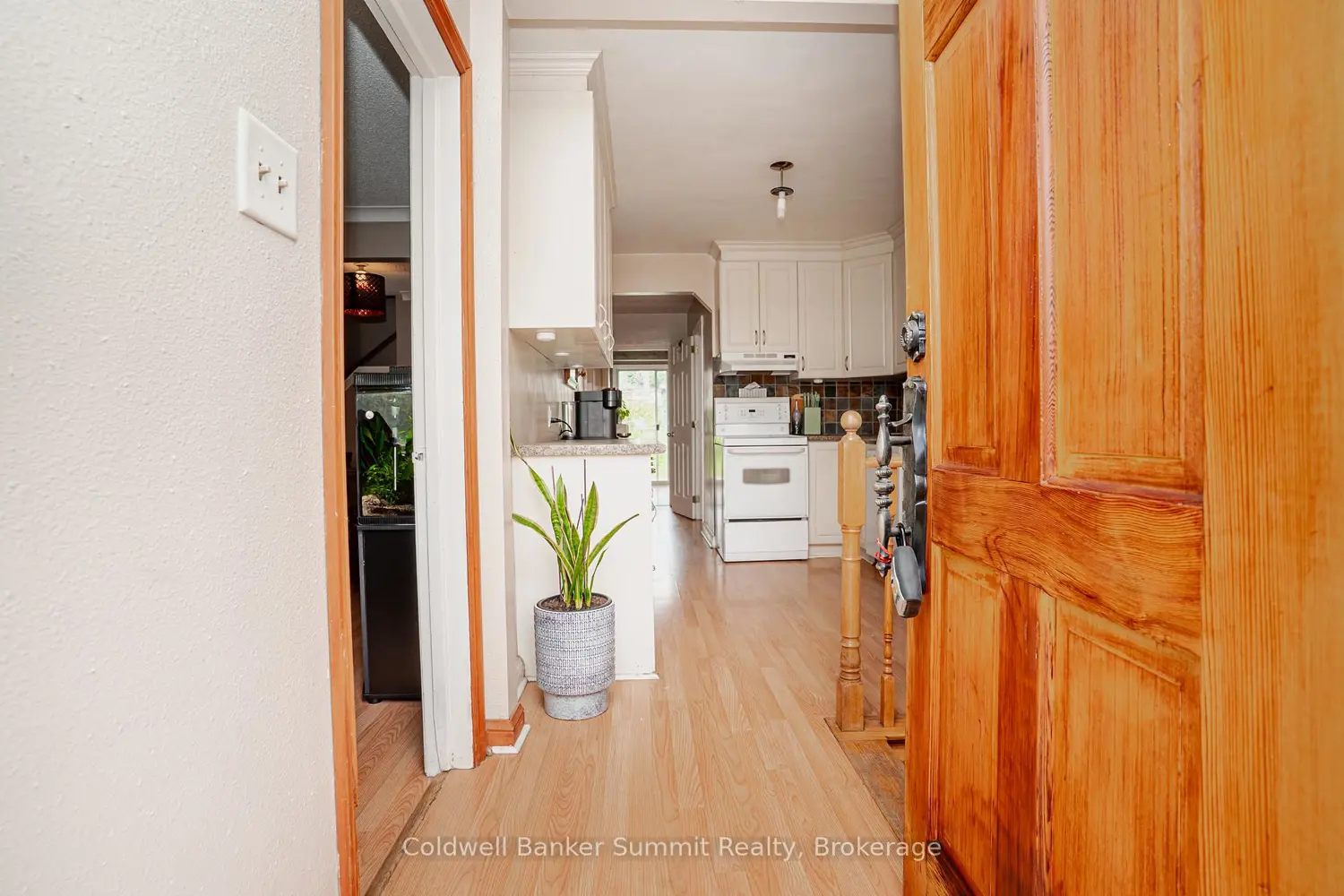 Additional image 3 of 2123 Keele Street